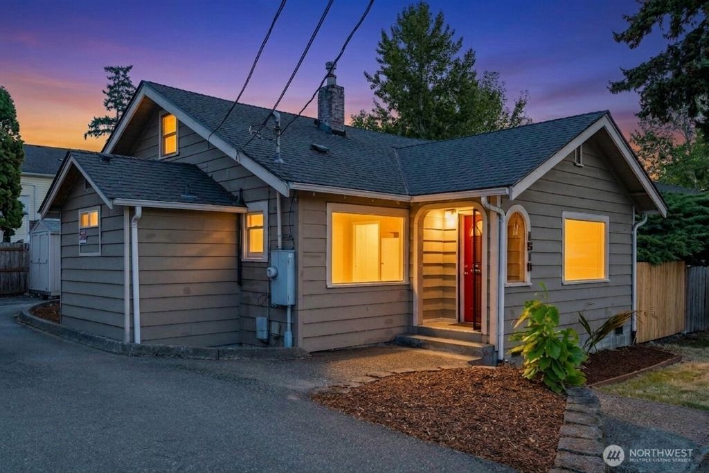 1510 E Sunset Drive, Bellingham, WA 98226