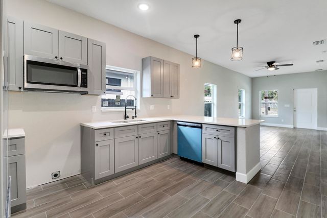 706 21st Street, West Palm Beach, FL 33407