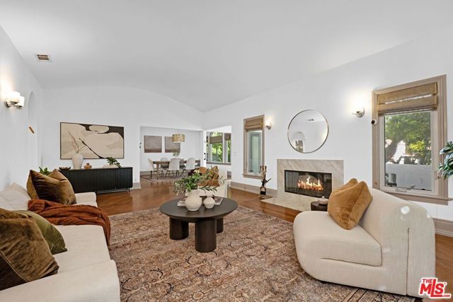 1173 S Point View Street, Los Angeles, CA 90035