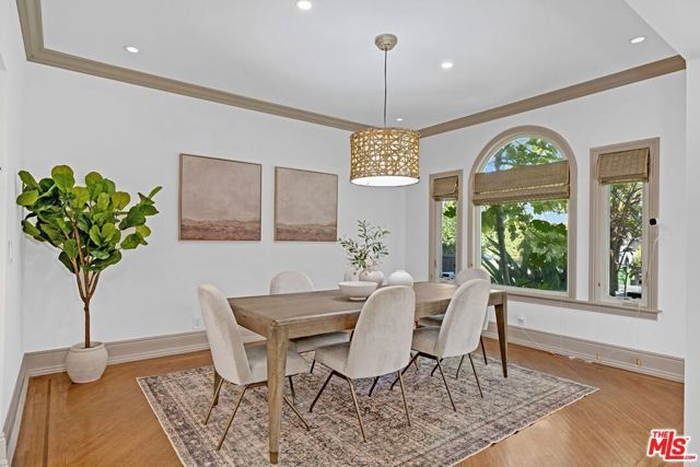 1173 S Point View Street, Los Angeles, CA 90035