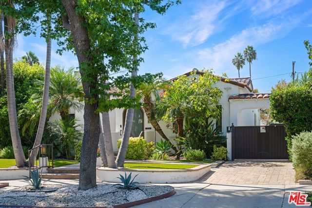 1173 S Point View Street, Los Angeles, CA 90035