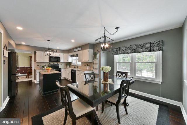 443 KNOLLBROOK DR, Langhorne, PA 19047