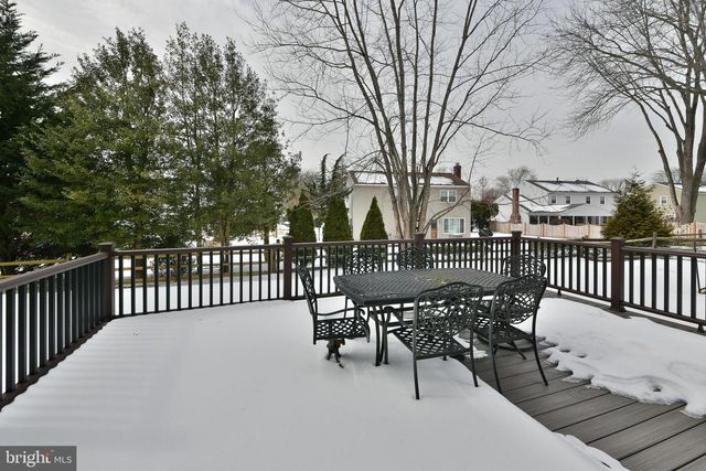 443 KNOLLBROOK DR, Langhorne, PA 19047