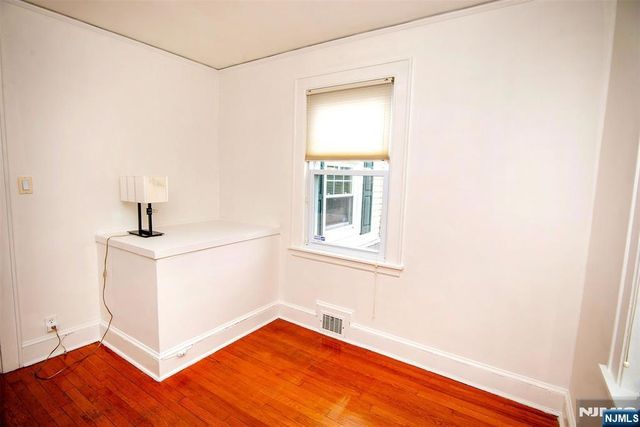 16 Wolcott Road, Dumont, NJ 07628