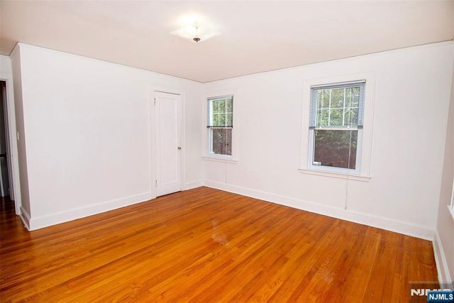 16 Wolcott Road, Dumont, NJ 07628