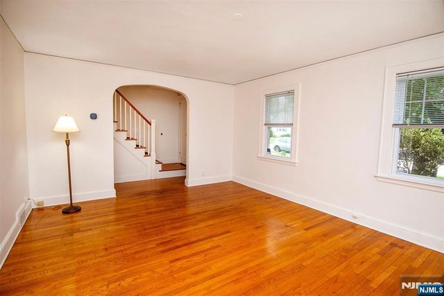16 Wolcott Road, Dumont, NJ 07628