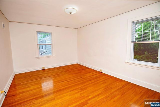 16 Wolcott Road, Dumont, NJ 07628