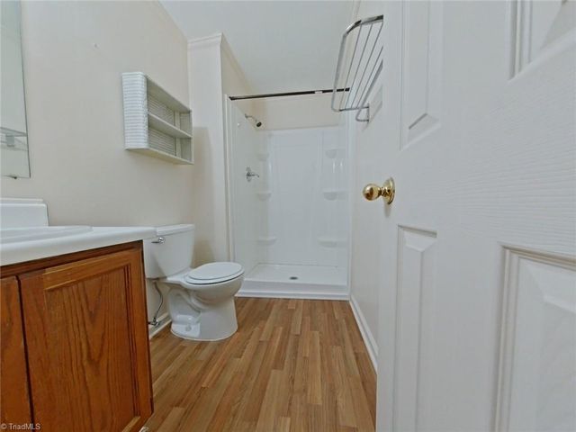 1177 Glendale Drive, Greensboro, NC 27406