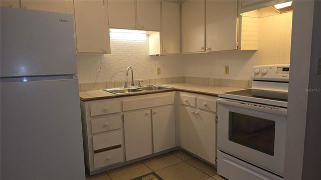 3540 32ND AVENUE N 214, St Petersburg, FL 33713