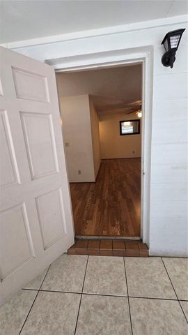 3540 32ND AVENUE N 214, St Petersburg, FL 33713