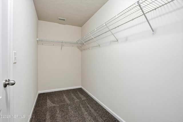 7862 MEADOW WALK Lane, Jacksonville, FL 32256