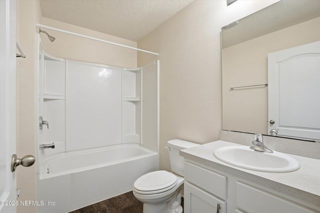 7862 MEADOW WALK Lane, Jacksonville, FL 32256