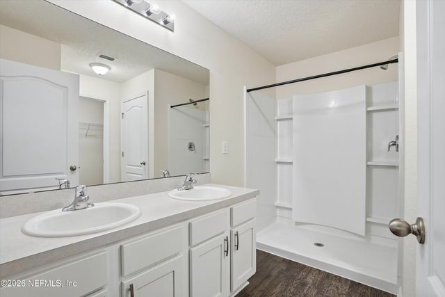 7862 MEADOW WALK Lane, Jacksonville, FL 32256