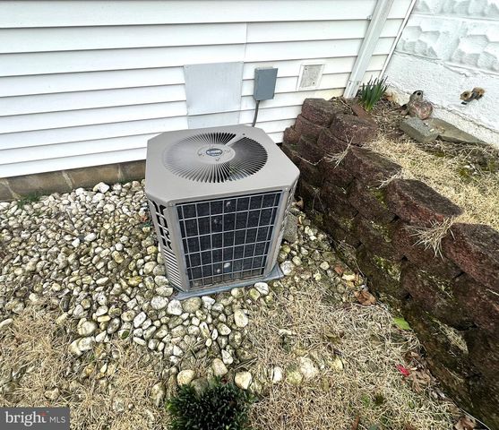 45 JAMES AVE, Littlestown, PA 17340