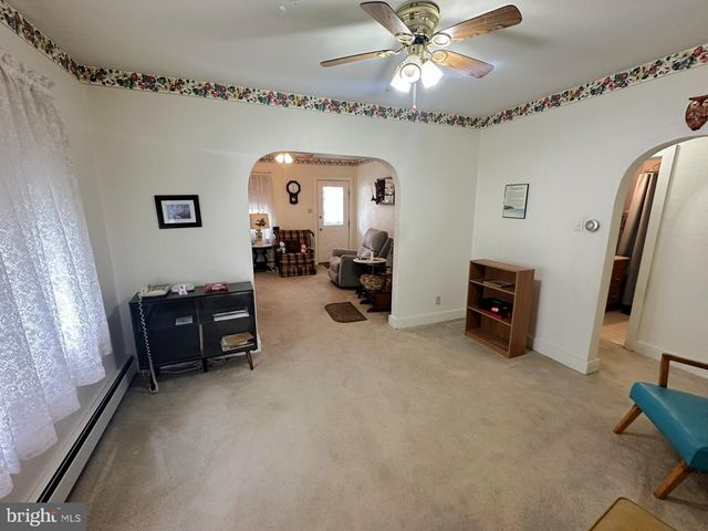 45 JAMES AVE, Littlestown, PA 17340