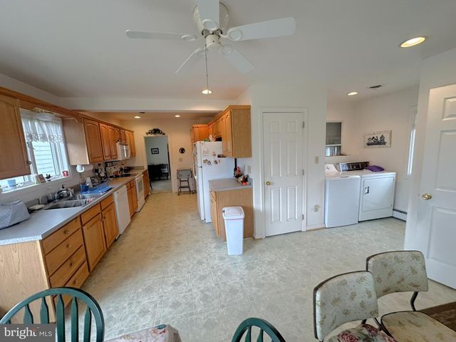 45 JAMES AVE, Littlestown, PA 17340