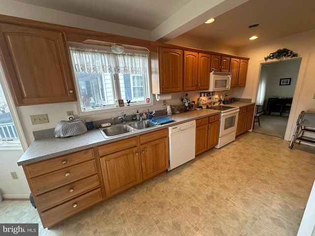 45 JAMES AVE, Littlestown, PA 17340