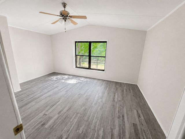 142 Aspen, Livingston, TX 77351