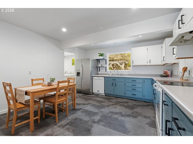 91 TOMBLESON Rd, Stevenson, WA 98648