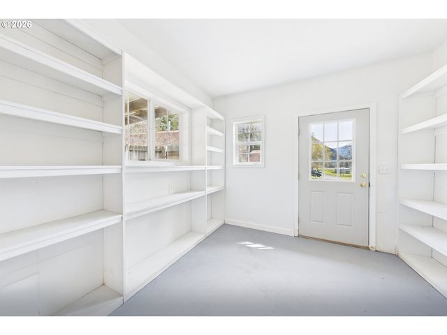 91 TOMBLESON Rd, Stevenson, WA 98648