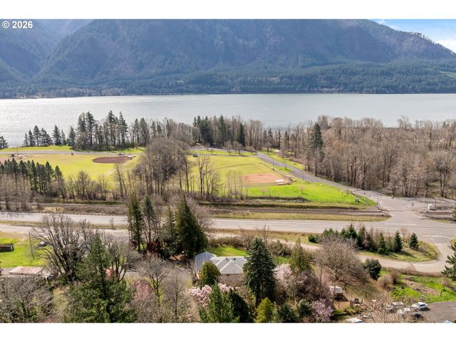 91 TOMBLESON Rd, Stevenson, WA 98648