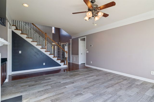 102 Oglethorpe Ave, Gallatin, TN 37066