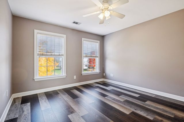 102 Oglethorpe Ave, Gallatin, TN 37066
