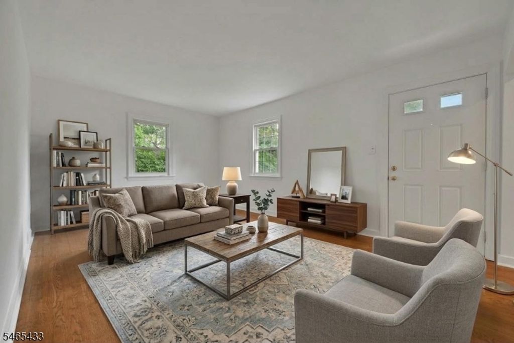 11 Pine St, Hackensack City, NJ 07601 — photo 4