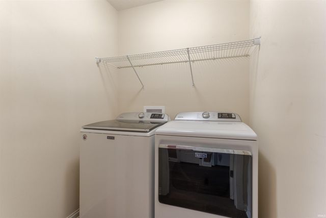 3055 Capstone Court, Newburgh, IN 47630