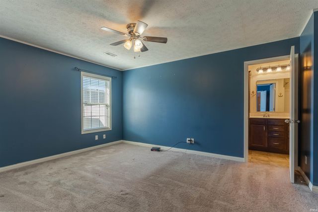 3055 Capstone Court, Newburgh, IN 47630