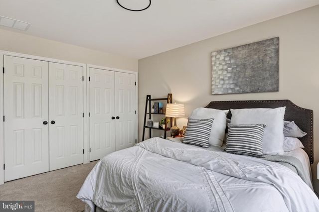 231 MOSBY LN, Front Royal, VA 22630