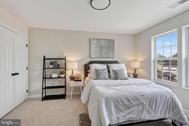 231 MOSBY LN, Front Royal, VA 22630
