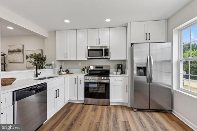 231 MOSBY LN, Front Royal, VA 22630