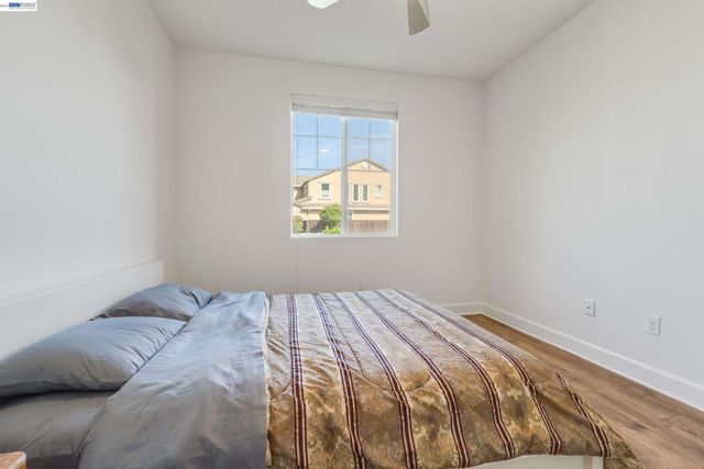 2904 Hanauma Bay Dr., Pittsburg, CA 94565