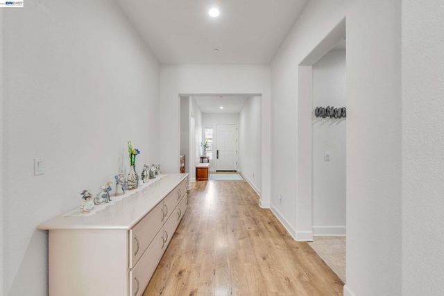 2904 Hanauma Bay Dr., Pittsburg, CA 94565