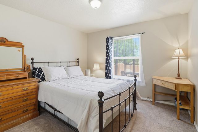 1603 32nd Street SE, Rio Rancho, NM 87124