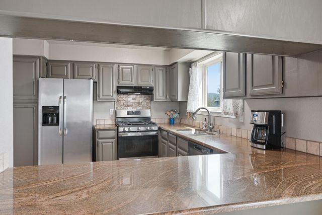 1603 32nd Street SE, Rio Rancho, NM 87124