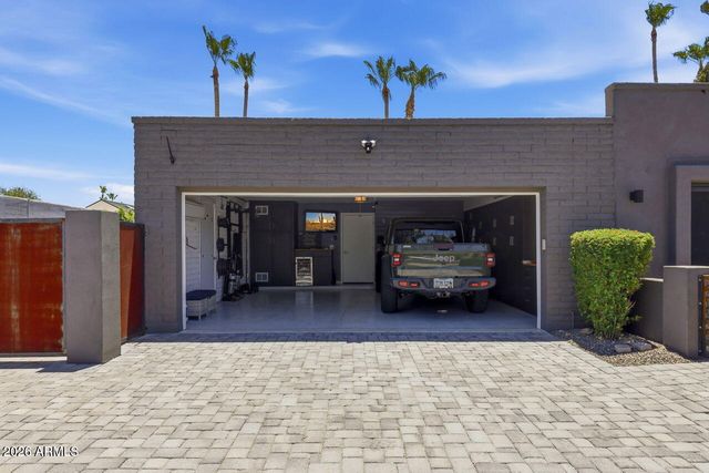 6729 E JEAN Drive, Scottsdale, AZ 85254