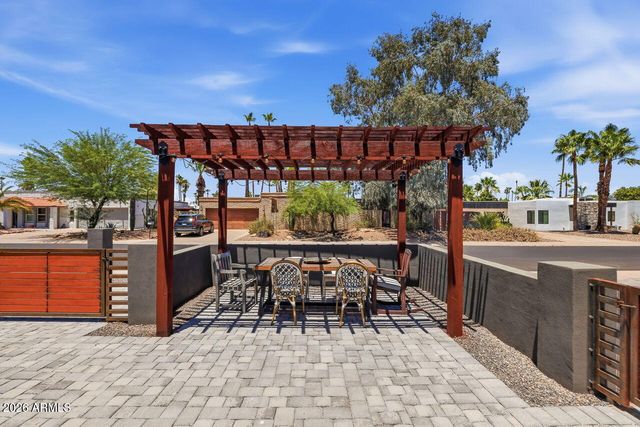 6729 E JEAN Drive, Scottsdale, AZ 85254