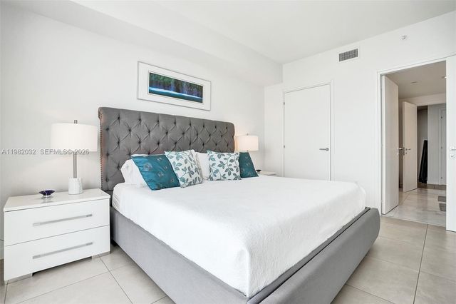 401 N Birch Road 813, Fort Lauderdale, FL 33304