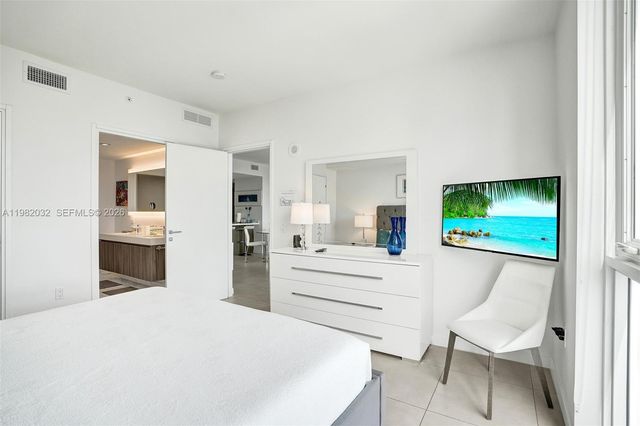 401 N Birch Road 813, Fort Lauderdale, FL 33304