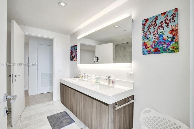 401 N Birch Road 813, Fort Lauderdale, FL 33304
