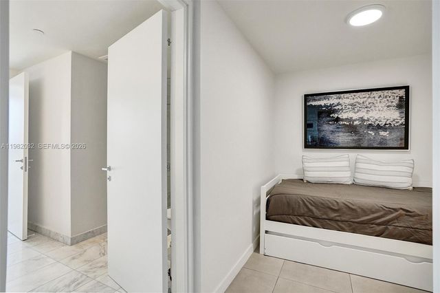 401 N Birch Road 813, Fort Lauderdale, FL 33304