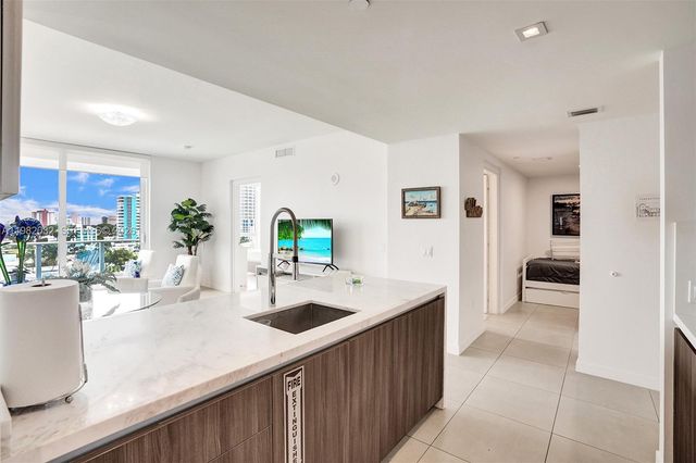 401 N Birch Road 813, Fort Lauderdale, FL 33304