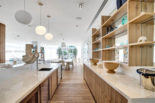 401 N Birch Road 813, Fort Lauderdale, FL 33304