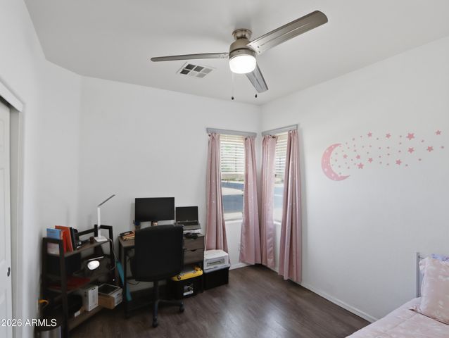 18073 W VOGEL Avenue, Waddell, AZ 85355