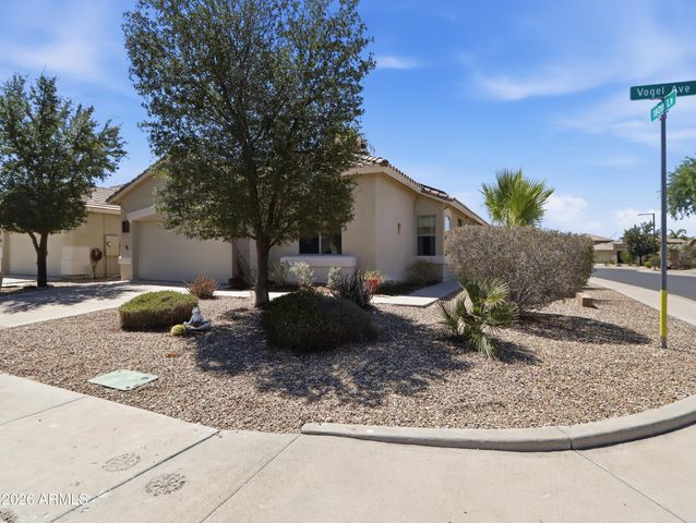 18073 W VOGEL Avenue, Waddell, AZ 85355