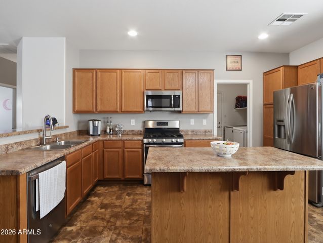 18073 W VOGEL Avenue, Waddell, AZ 85355
