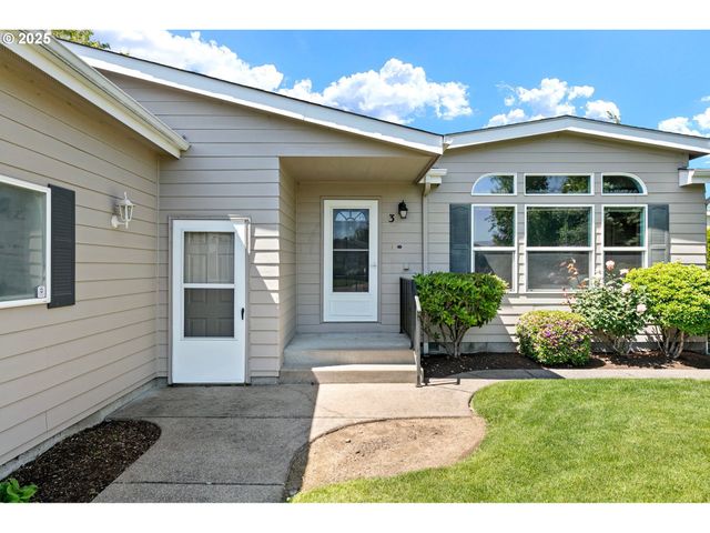 3220 CRESCENT Ave 3, Eugene, OR 97408