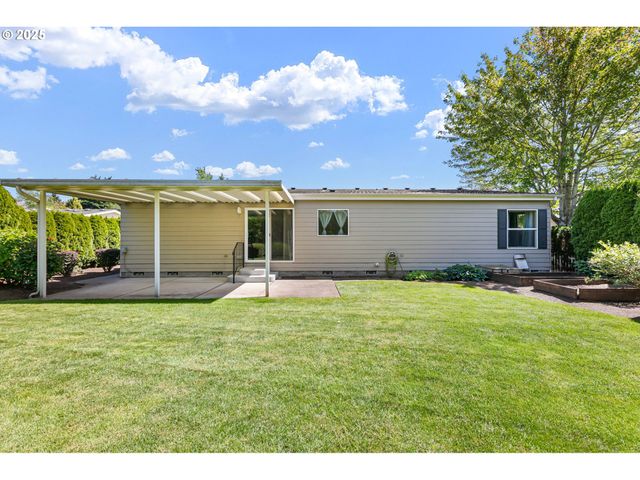 3220 CRESCENT Ave 3, Eugene, OR 97408